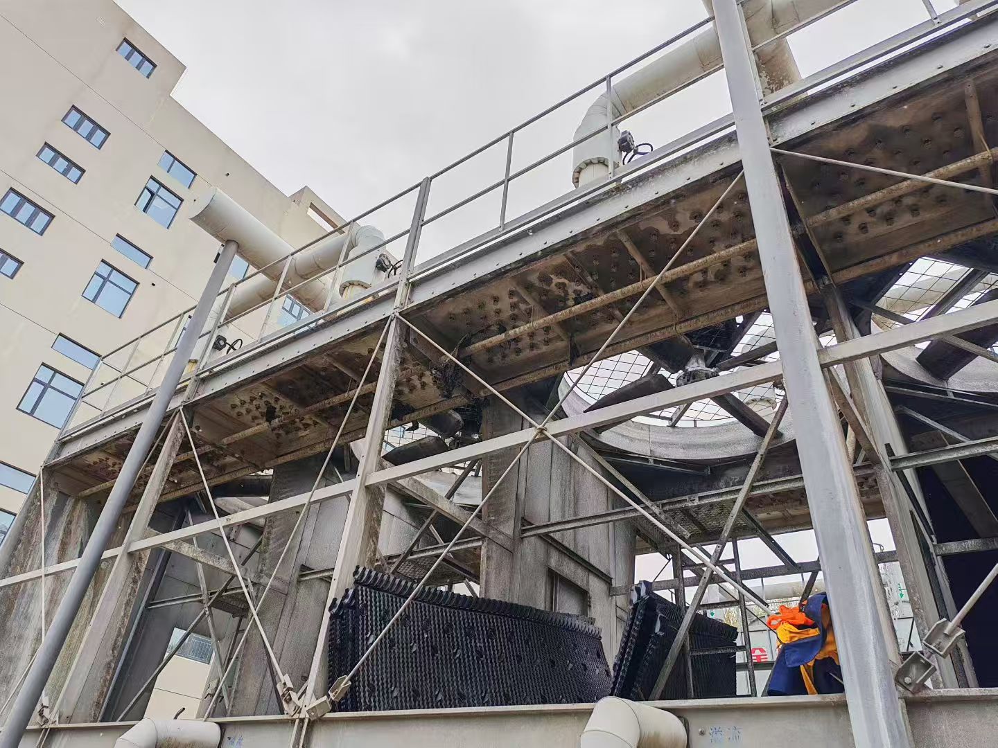 cooling tower fill replacement
